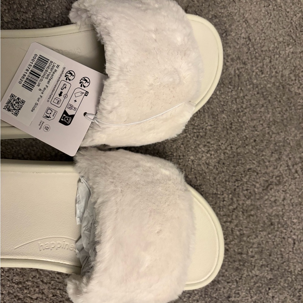 lululemon restfeel faux fur slide - NIB - Picture 8 of 12